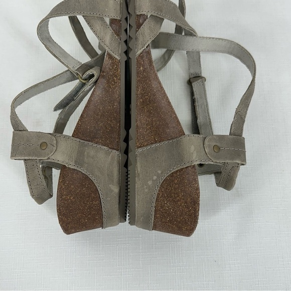 Merrell Women’s size 11 Revalli Aura Gray Wedge Sandals - Picture 10 of 15